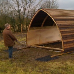 Tow your field shelter by hand Tow your field shelter by hand